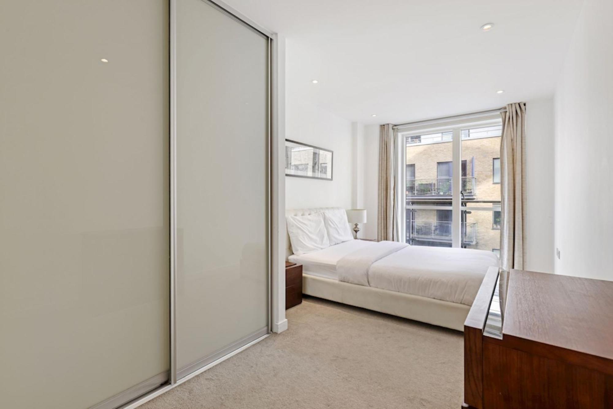 London East Side Wharf Apartment ภายนอก รูปภาพ